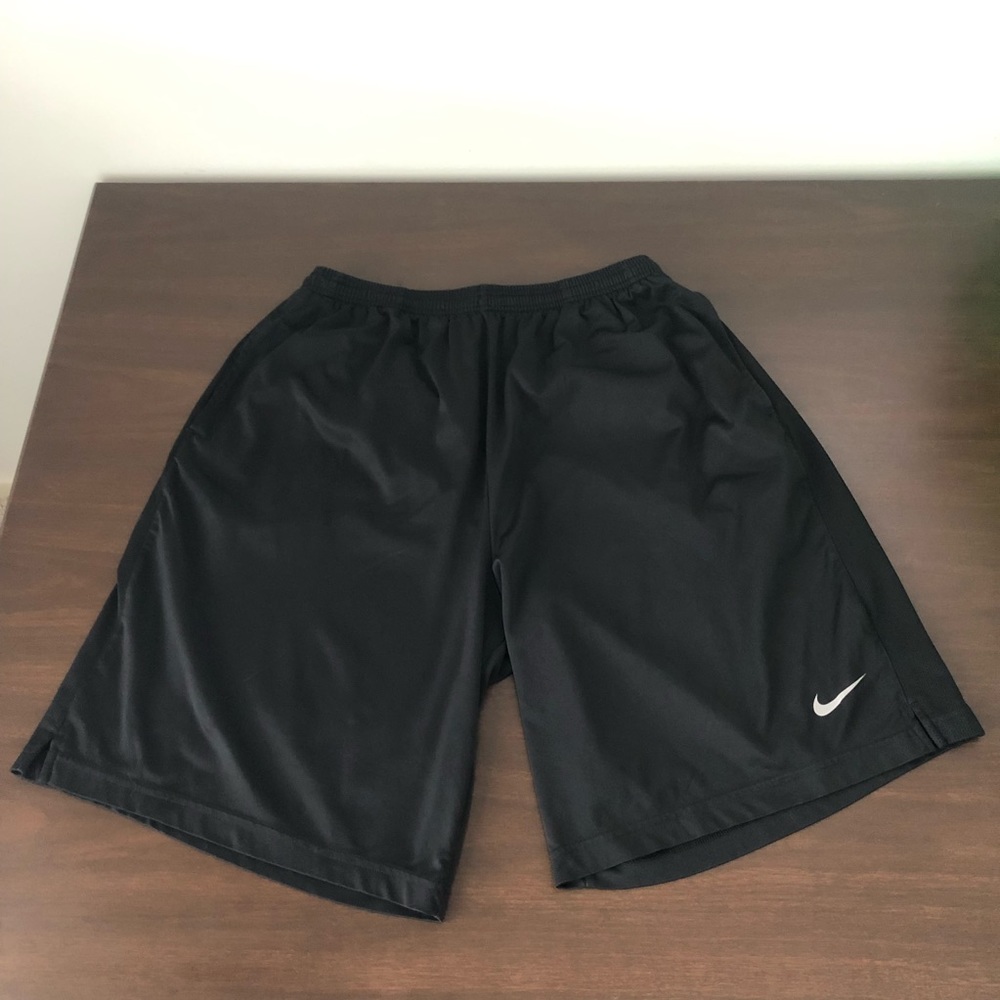 Vintage Black draw strong shorts